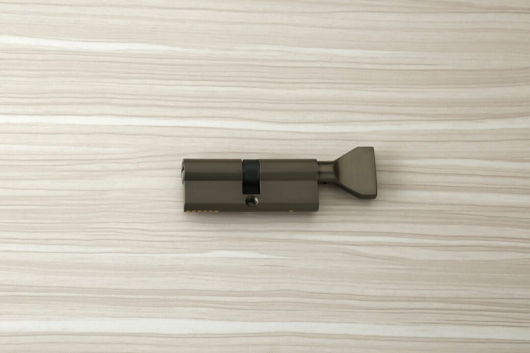 lockbody and cylinder 05A9701