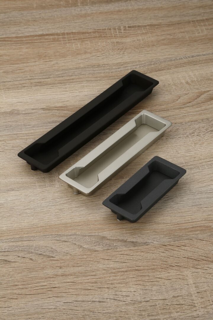 Conceal handle 889