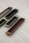 Conceal handle 890