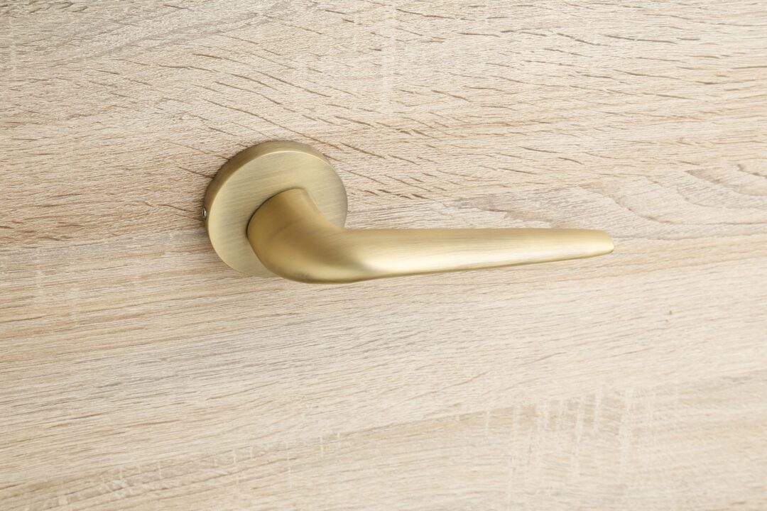 Door Handle Bella 3