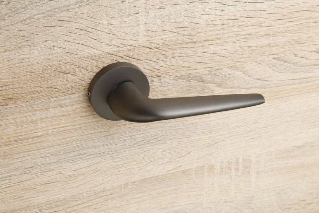 Door Handle Bella 4
