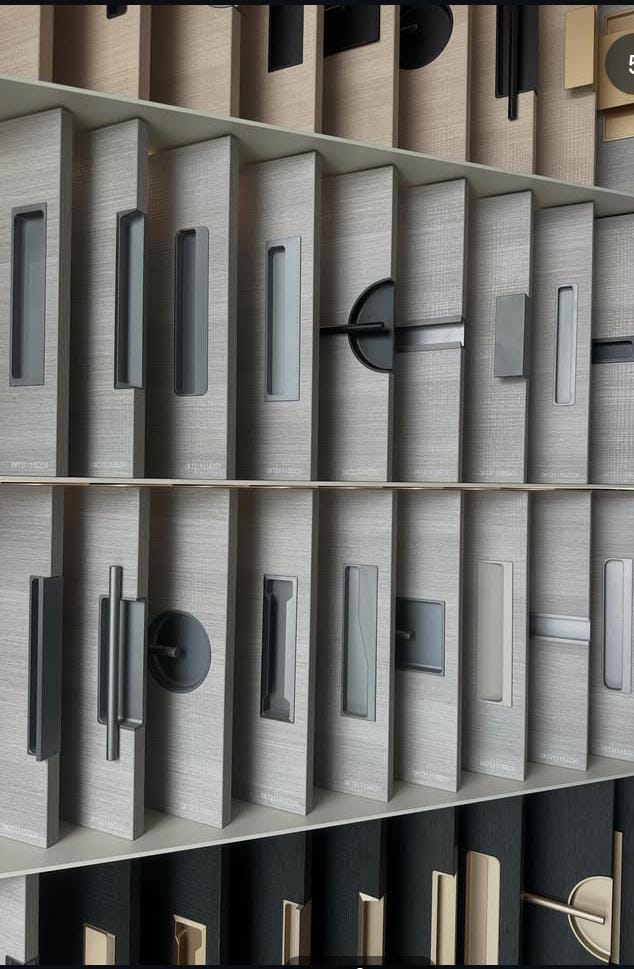 Conceal Handles
